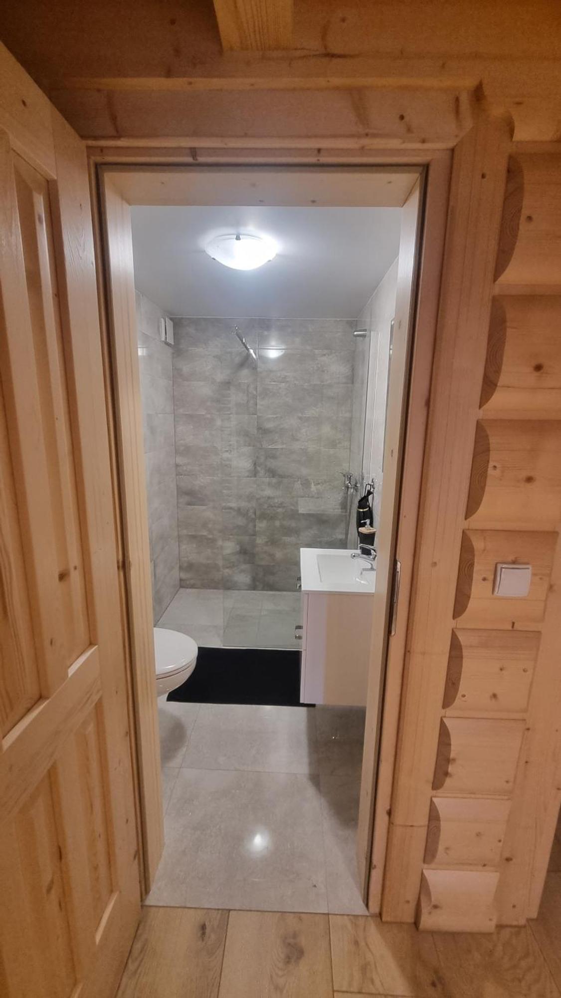 Pod Grusza Guest House Dzianisz Ngoại thất bức ảnh